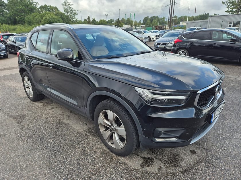 Bild 3 av Volvo XC40 D3 150HK Momentum Läder