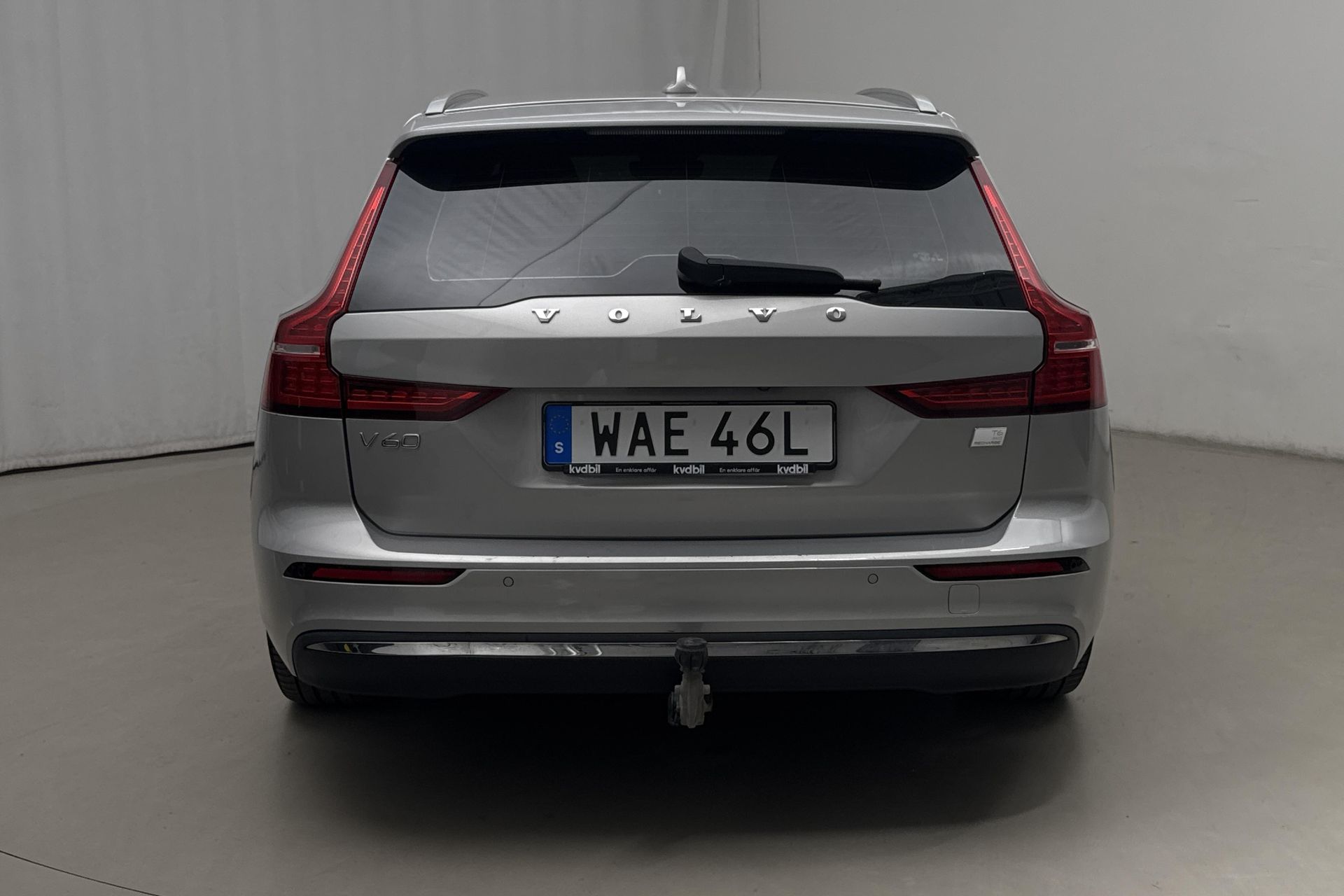 Volvo V60 Recharge T6 AWD 2023, bild 6/10