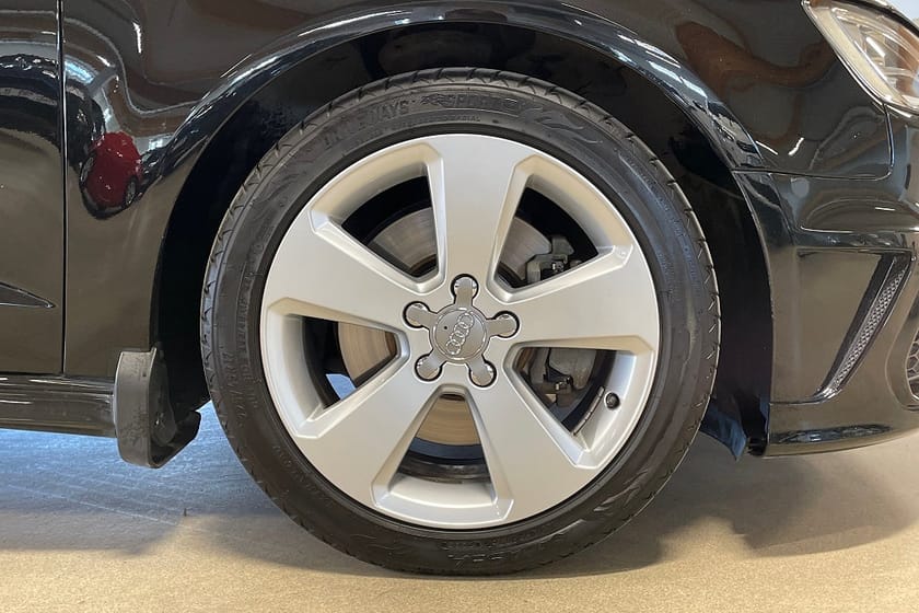 Bild 5 av Audi A3 Sportback 2.0 TDI quattro / S-Line / B&O / Backkamera
