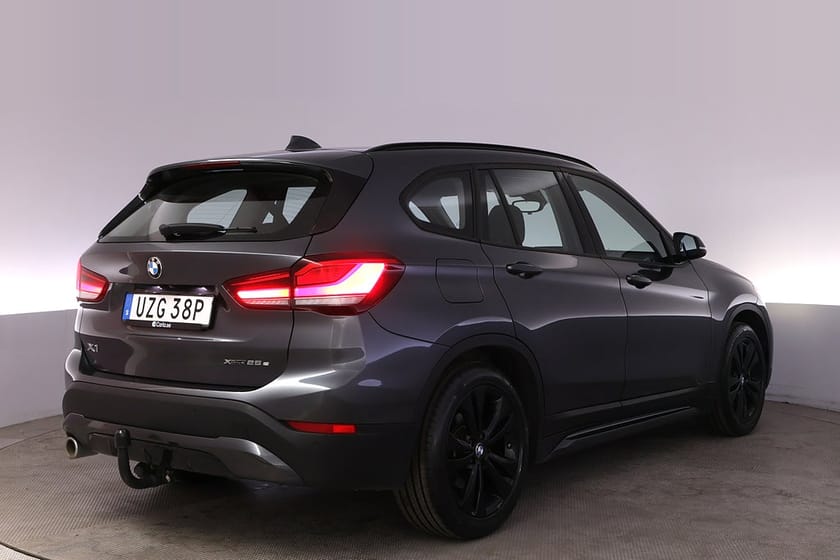 Bild 5 av BMW X1 xDrive25e Sportline HUD Kamera LED Värmare Navi Drag