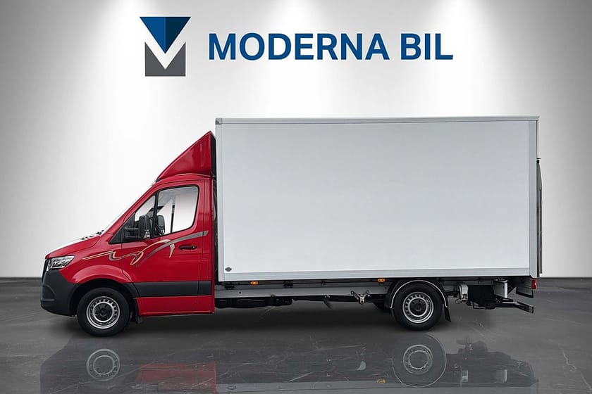 Bild 2 av Mercedes-Benz Sprinter 317 CDI RWD Chassi BG-Lyft Moms D-värm CarPlay Nyservad