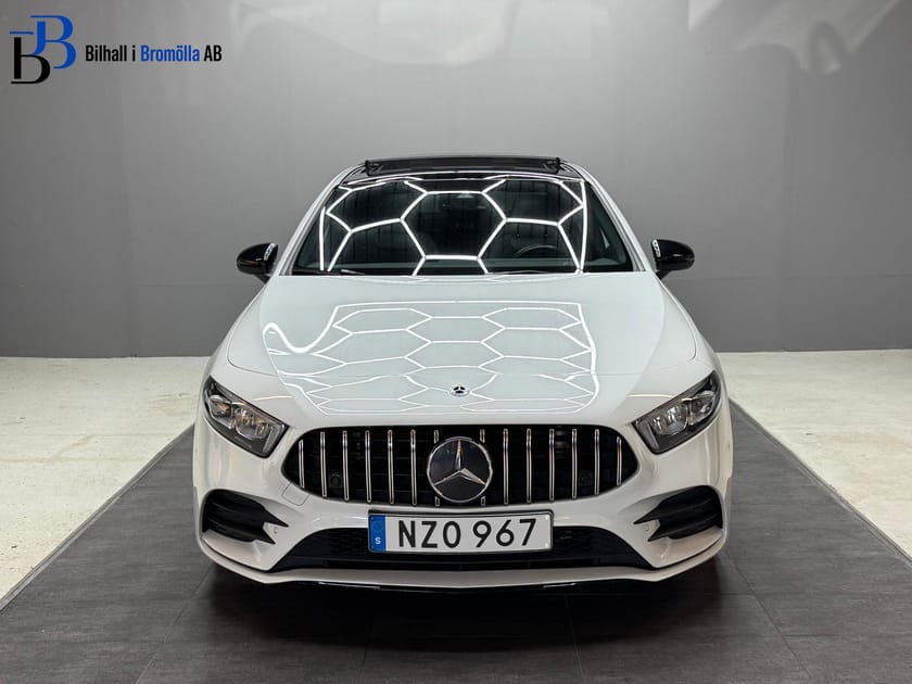 Bild 1 av Mercedes-Benz A 200 Sedan AMG Line