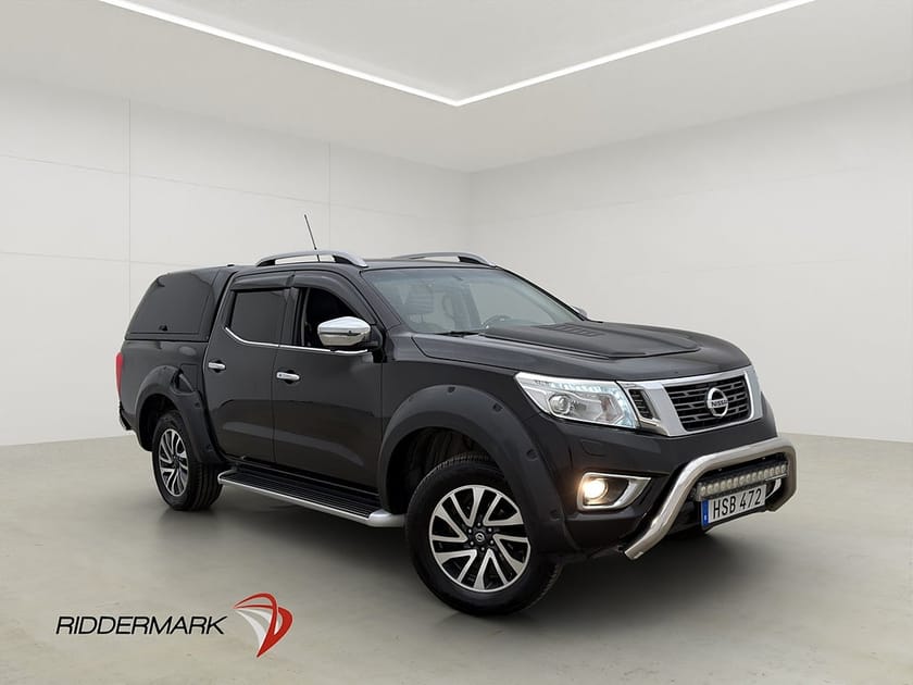 Bild 1 av Nissan Navara Dubbelhytt Tekna 2.3 4WD Drag Diff Skinn Lastsläde Moms