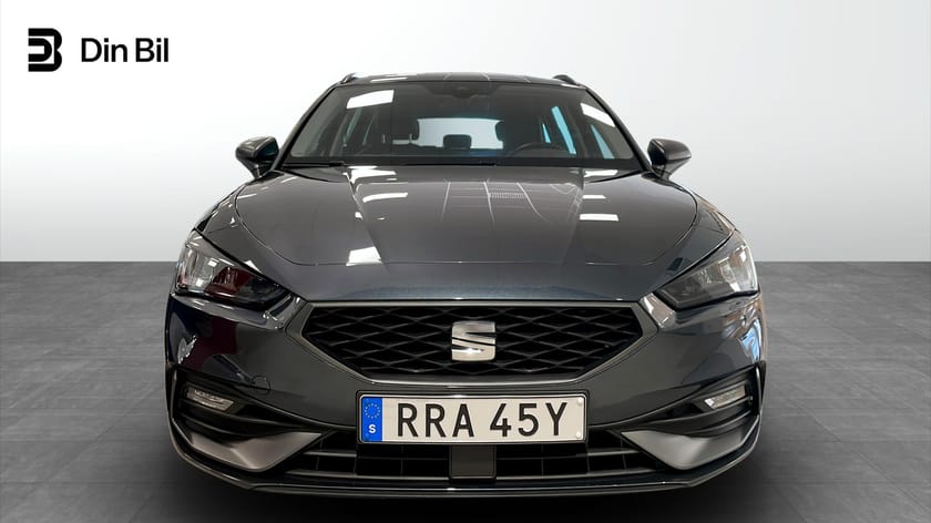 Bild 4 av SEAT Leon Sportstourer / 1.5 eTSI / 150 hk / DSG7 / FR / Parkeringsvärmar