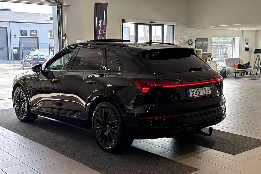 Bild 3 av Audi Q8 55 e-tron quattro q8-e-tron 408hk Q/S-line/Drag/Panorama/B&O/luftfjädring/360°