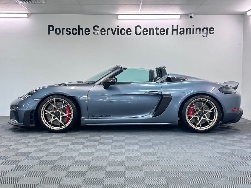 Bild 4 av Porsche 718 Spyder RS Weissach
