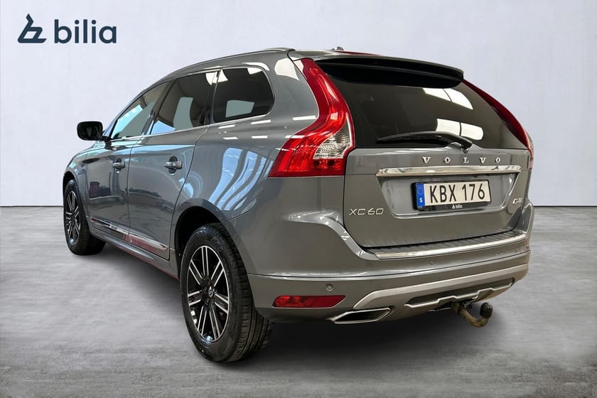 Bild 4 av Volvo XC60 D4 AWD Classic Summum Pano Drag Teknikpkt PRO