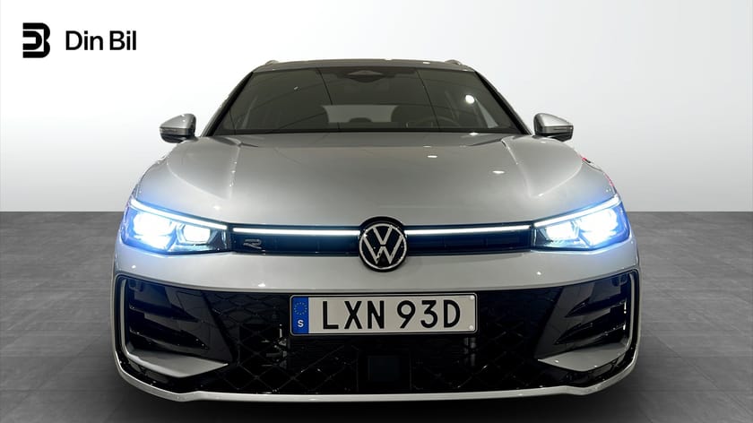 Bild 4 av Volkswagen Passat Variant eHybrid R-Line DSG Drag/P-värmare/Panorama