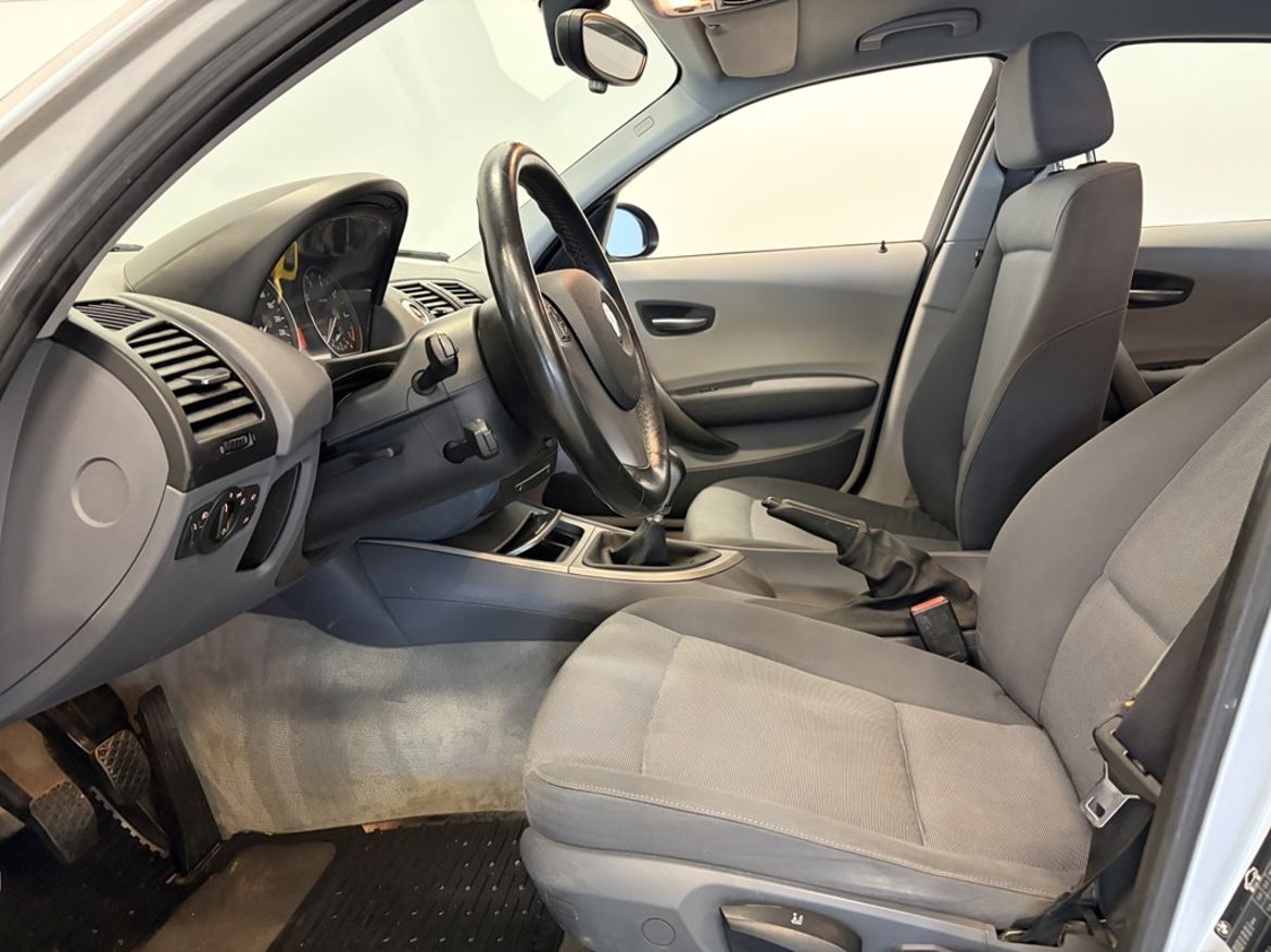 BMW BMW 120i — bild 8