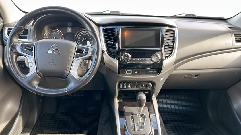 Bild 4 av Mitsubishi L200 Dubbelhytt 2.4 DI-D