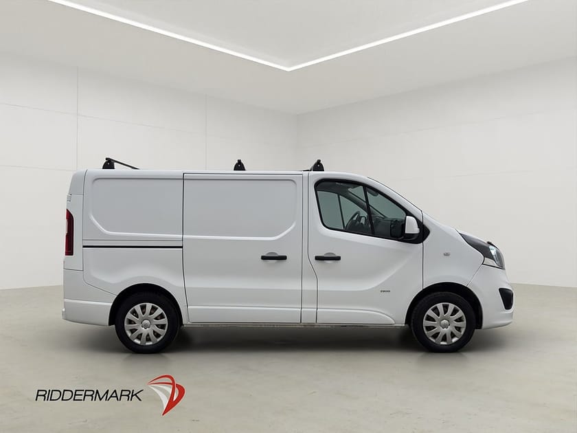 Bild 2 av Opel Vivaro Skåpbil 1.6 Värmare Drag PDC V-Inr Farthållare Takräcke