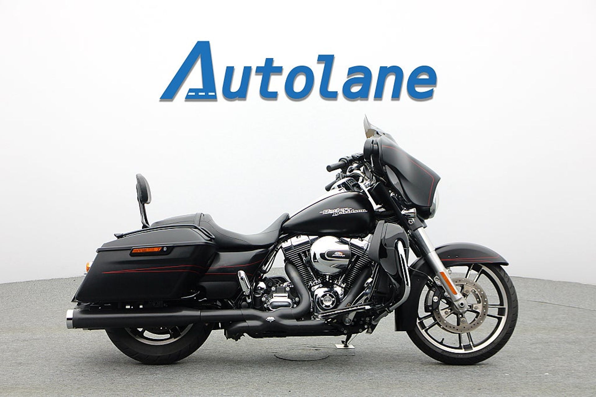 Harley-Davidson Street Glide 2016, photo 6/10