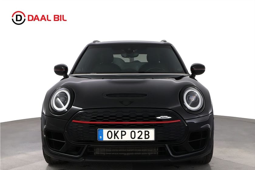 Bild 2 av MINI John Cooper Works ALL4 Clubman 306HK H/K® PANORAMA HUD LÄDER B-KAMERA NFC