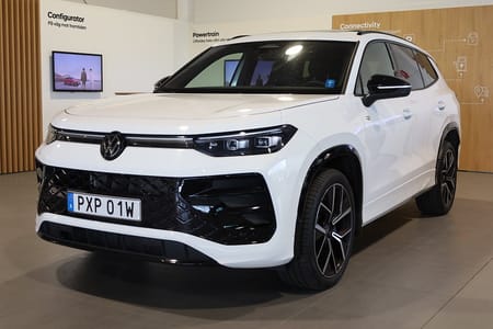 Volkswagen Tayron 7-seater 2,0 TDI 193hk R-Line 4Motion 7-Sits Värme Drag Leasbar