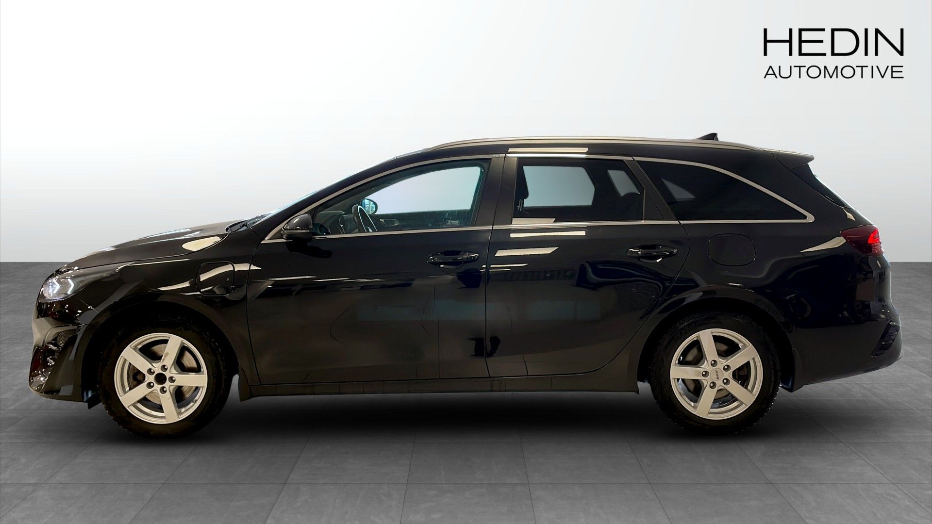 Kia Ceed SW PHEV ACTION 2023, kuva 6/18
