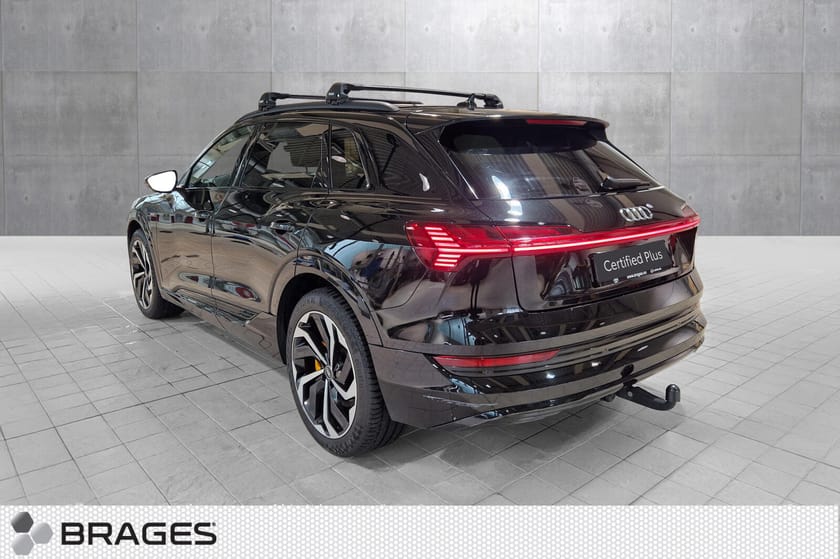 Bilde 3 av Audi e-tron 55 quattro S line