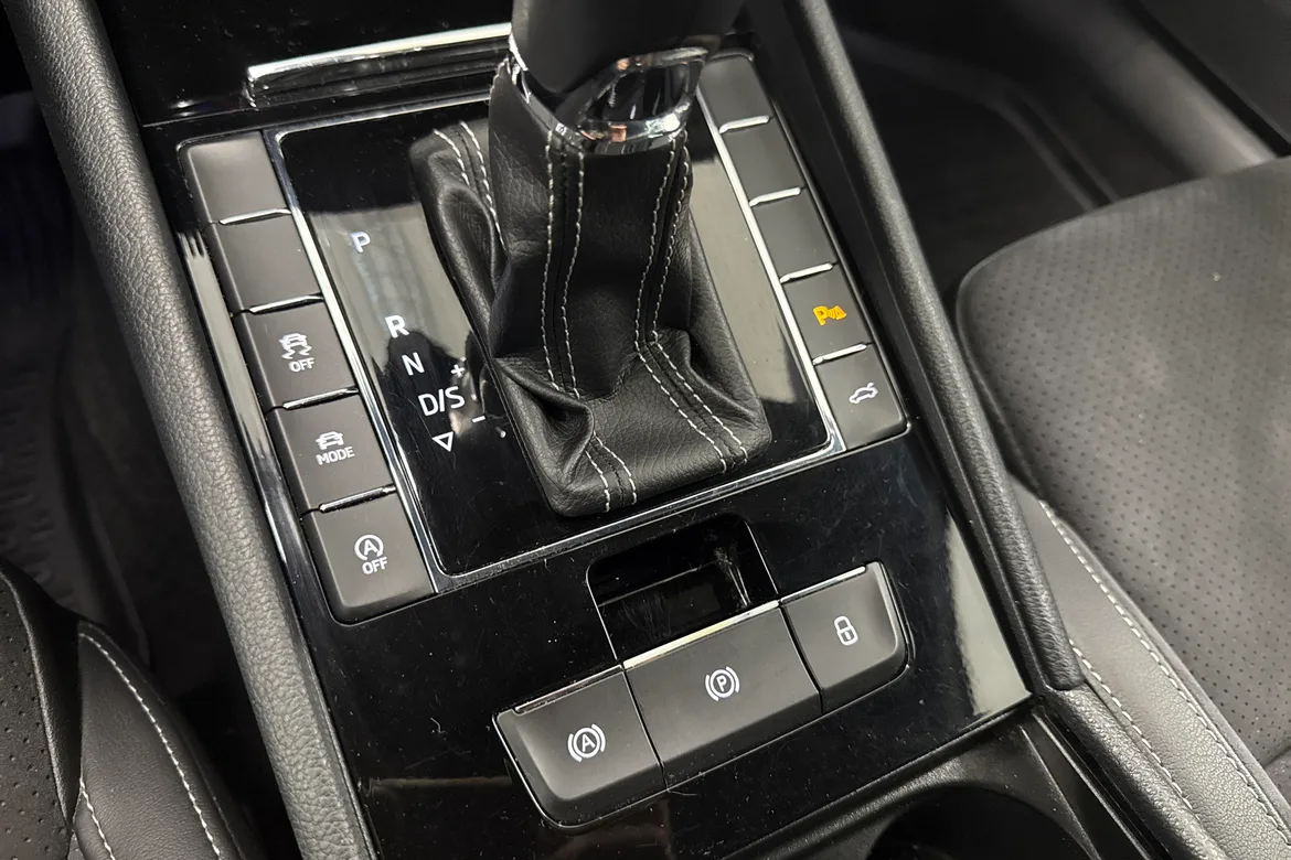 picture of a car