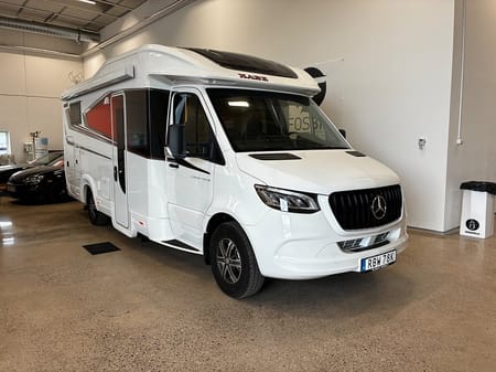 Kabe Campervan Mercedes-Benz Kabe X750 Novum x750 LGB //ALDE // Solceller // Dragkrok