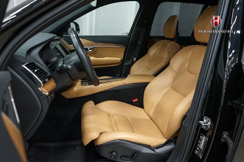 Bild 5 av Volvo XC90 7-sits T5 AWD Inscription Drag Värme Kamera Carplay GPS