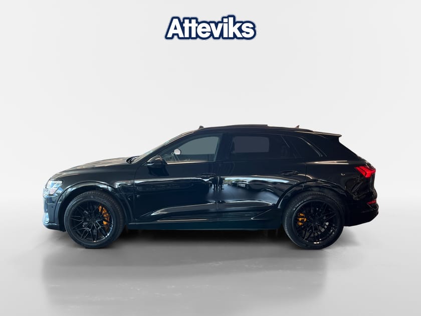 Bild 5 av Audi e-tron 55 quattro S-line Black Edition