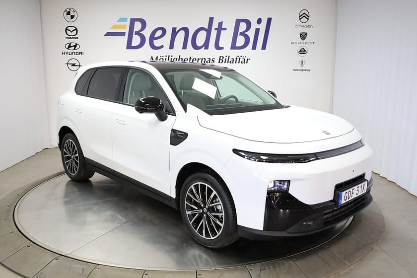 Bild 1 av Leapmotor B10 EREV *900km Räckvidd