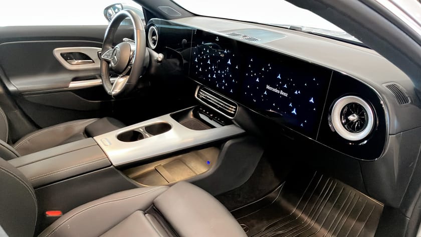 Bild 3 av Mercedes-Benz CLA 200 Advance Edition *Dragkrok*