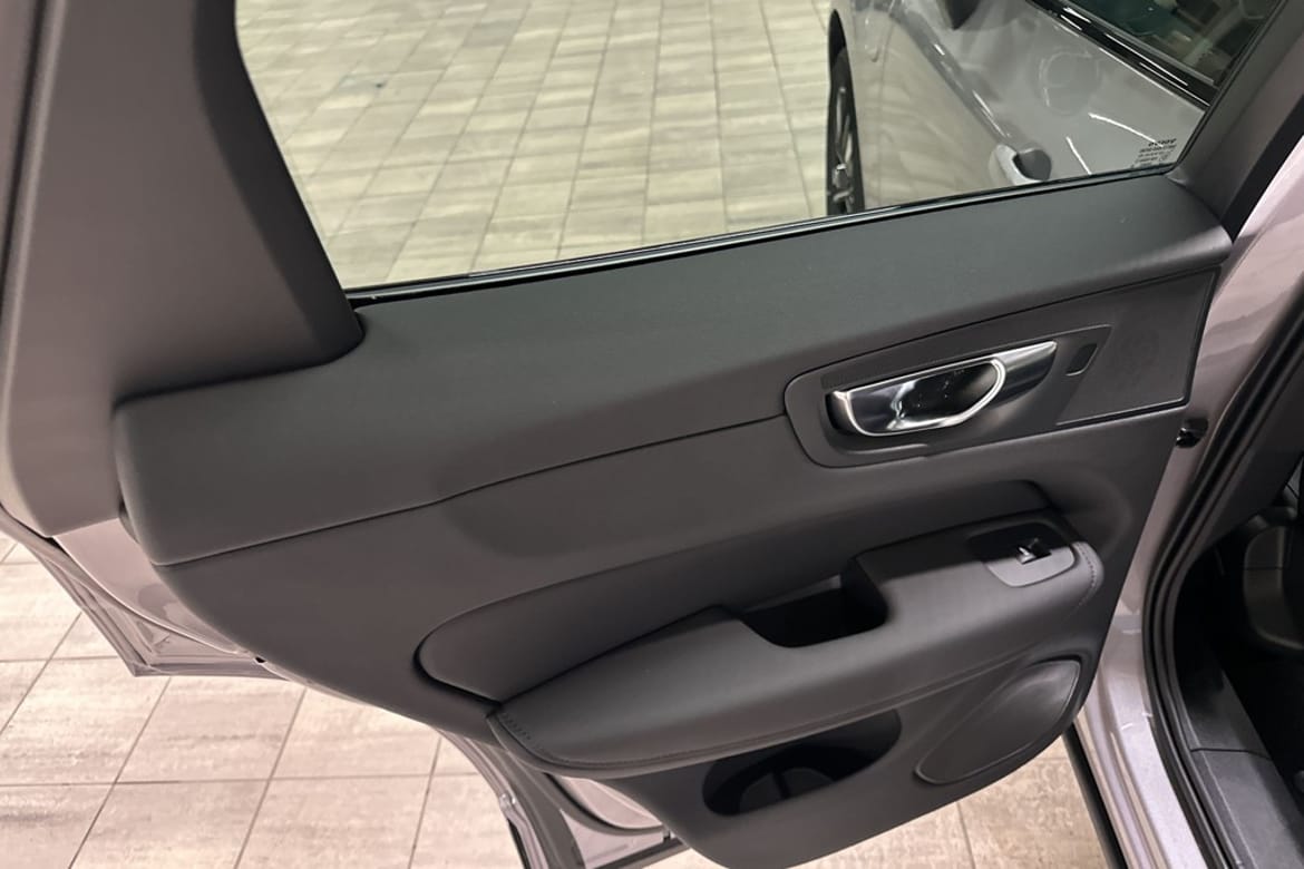 Volvo XC60 2026 - miniatyr 11