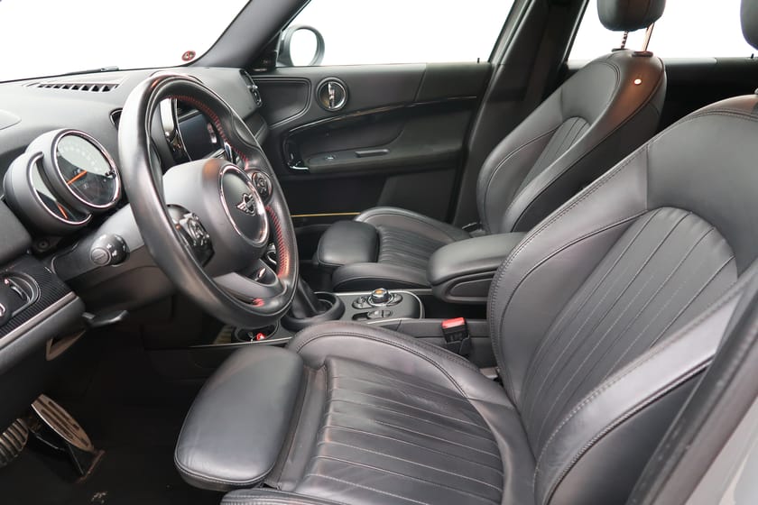 Bild 4 av MINI Countryman Cooper SE ALL4 John (224hk)/Kamera/H&K/Nav/Headsup