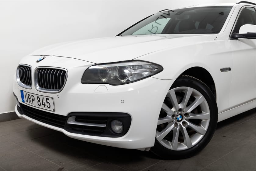 Bild 4 av BMW 520d xDrive Touring 190hk Läder/18"LM/Keyless/Sportstolar/Elstolar