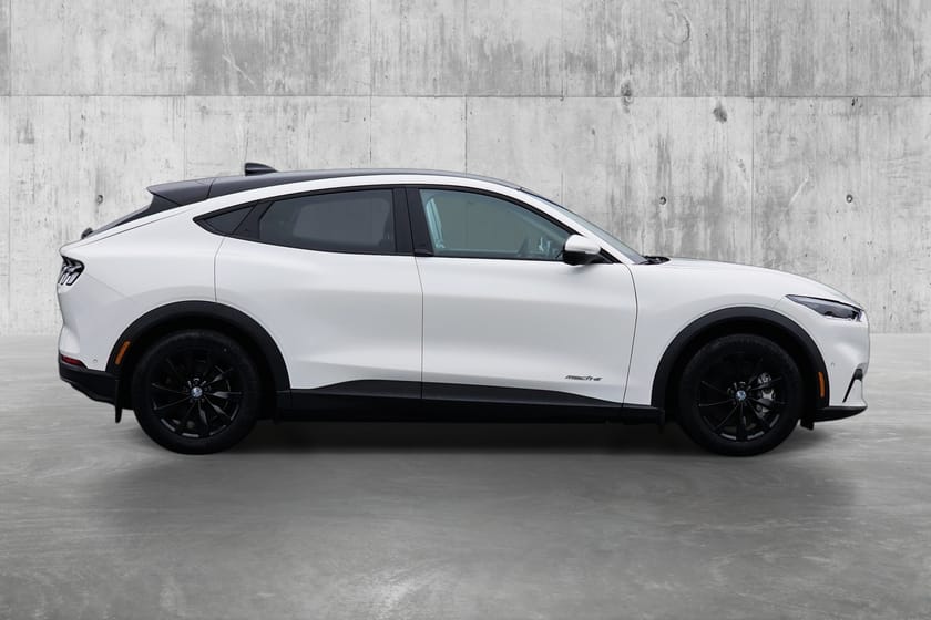 Bilde 4 av Ford Mustang Mach-E Standard Range SR RWD Panorama/Hengerfeste