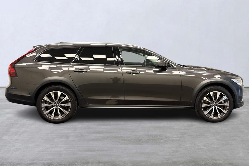 Bild 3 av Volvo V90 Cross Country B4 AWD Diesel Plus