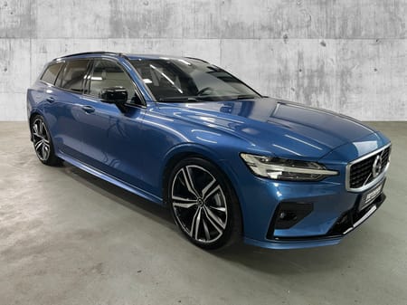 Volvo V60 D4 AWD/SOLTAK/KROK/H&K/360/HEADUP/20"/POLESTAR 200HK