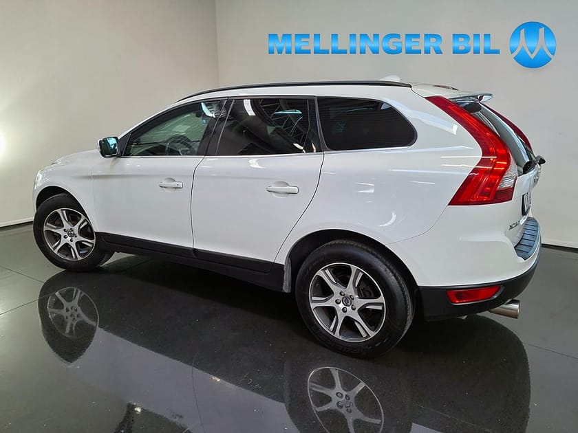 Bild 4 av Volvo XC60 D4 163hk FWD Dynamic Edition Drag