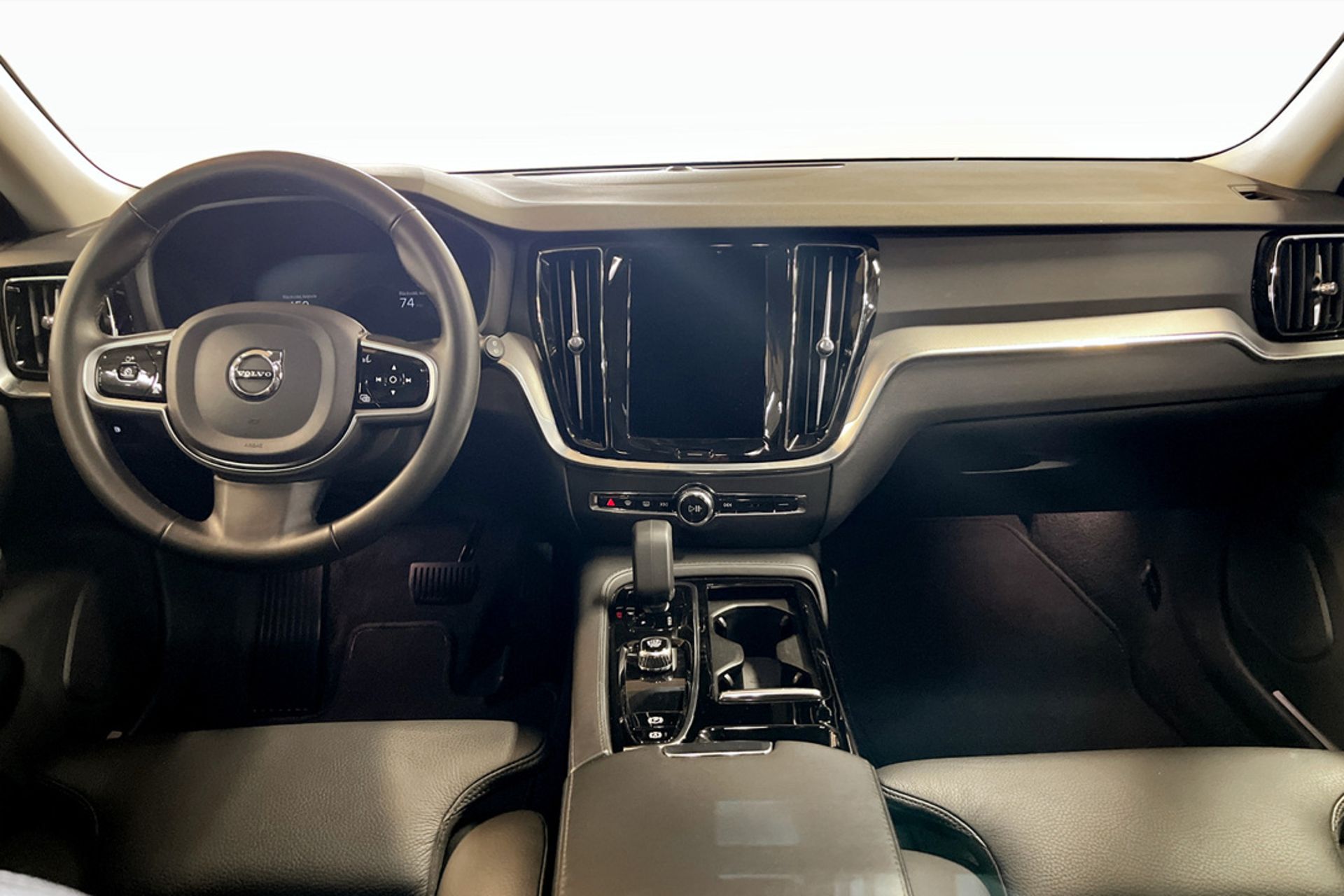Volvo V60 T6 Plus Dark Nordic Edition 2025, bild 4/9