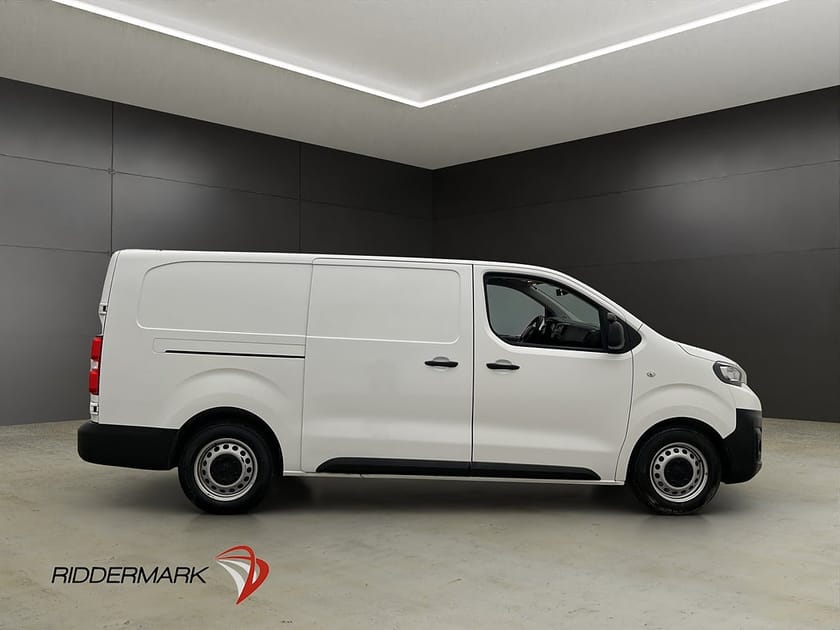 Bild 2 av Peugeot Expert Utökad Last L3 Ny-Kamrem Värmare PDC Drag V-Inredd Moms