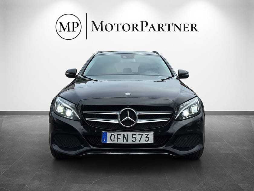 Bild 2 av Mercedes-Benz C 220 T d 4MATIC Avantgarde 360 kamera Värmare Dragkrok