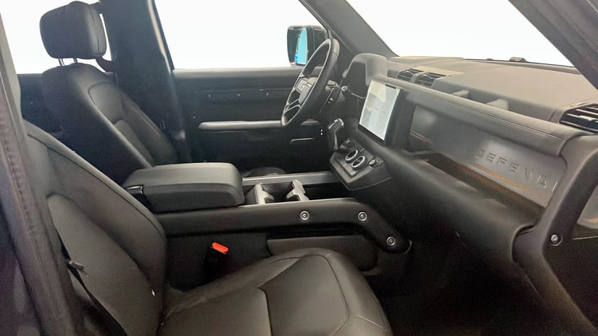 Bild 3 av Land Rover Defender 130 V8 P500