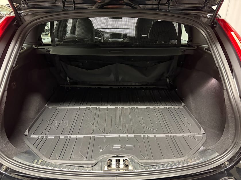 Bild 4 av Volvo V60 D3 Geartronic R-Design Inkl. Drag P.Värmare NAV VOC