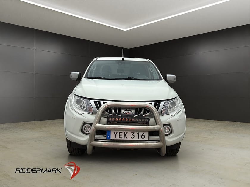 Bild 5 av Mitsubishi L200 Dubbelhytt 2.4 4WD Business Drag B-Kamera Skinn Moms