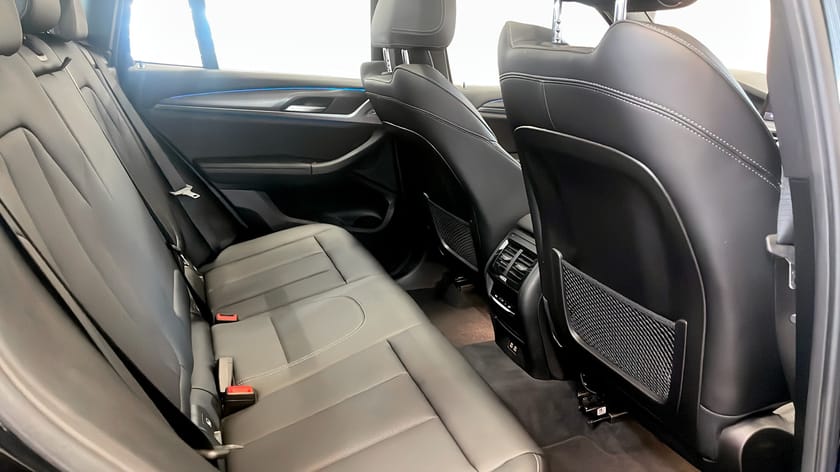 Bild 5 av BMW X3 xDrive30e M-Sport Rattvärme Drag HUD