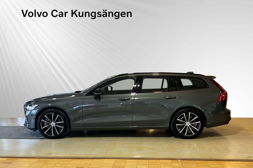 Bild 3 av Volvo V60 T6 Plus Dark Nordic Edition 360/HARMAN/DRAG