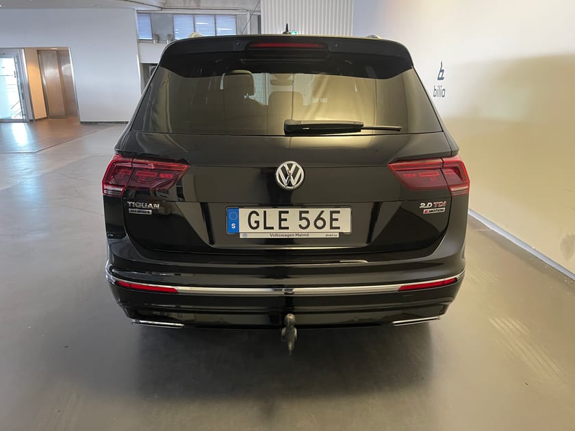 Bild 4 av Volkswagen Tiguan Allspace 5-sätes 4Motion/ Dragkrok/ Panoramatak/ Läderstol/ Navigation/