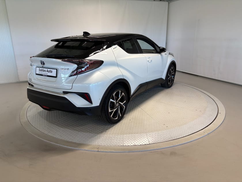 Bilde 5 av Toyota C-HR Hybrid 1,8 Navi/DAB/Ryggekam/Cruise/BT/relax/Delskinn