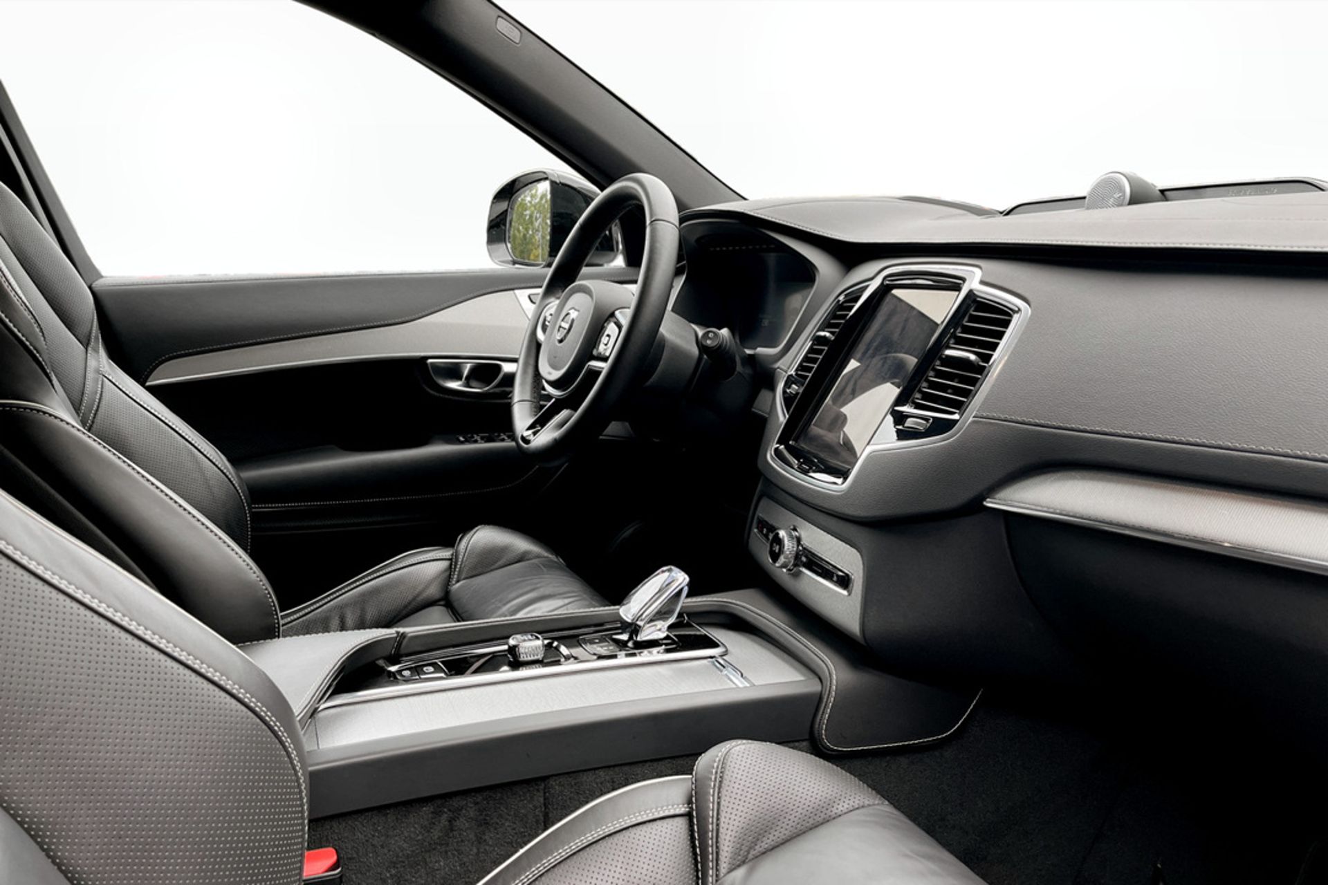 Volvo XC90 T8 Plug-In Hybrid AWD 2025, bild 7/10