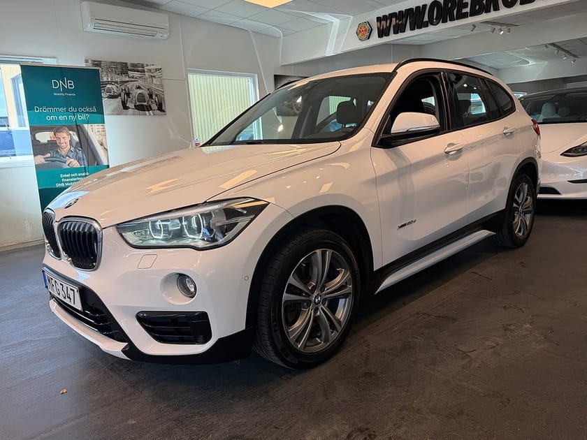Bild 2 av BMW X1 xDrive20d Steptronic Sport line Drag B-kamera 190hk