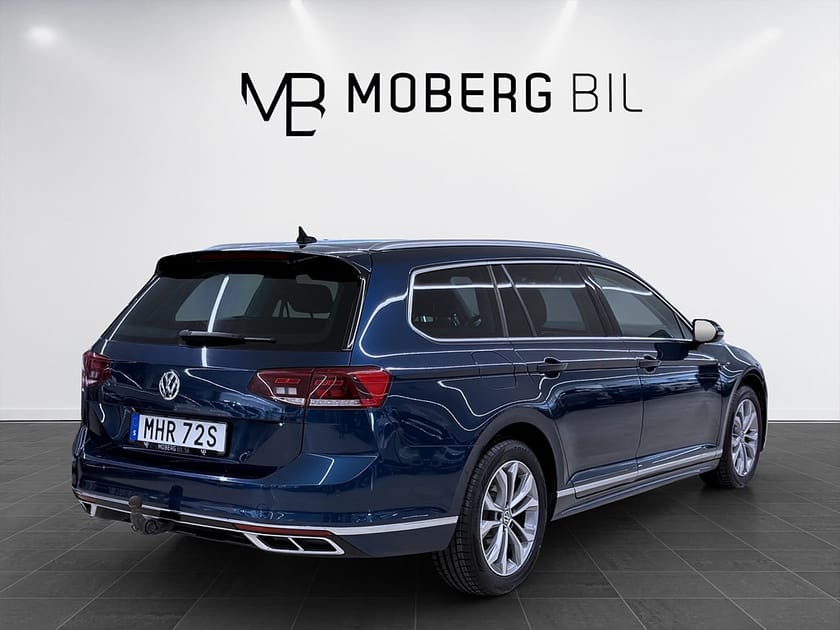 Bild 4 av Volkswagen Passat Sportscombi SC 1.5 TSI 150hk R-Line Executive Navi Drag B-Kamera