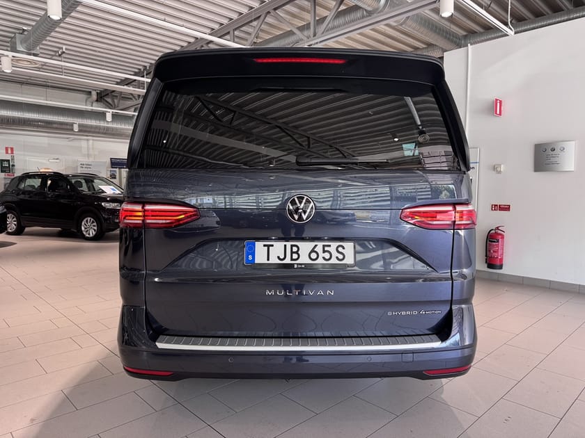 Bild 4 av Volkswagen Multivan eHybrid 4M Life Långt överhäng 1.5