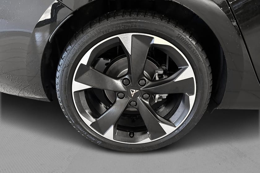 Bild 4 av CUPRA Leon Sportstourer e-Hybrid 204hk Ultimate