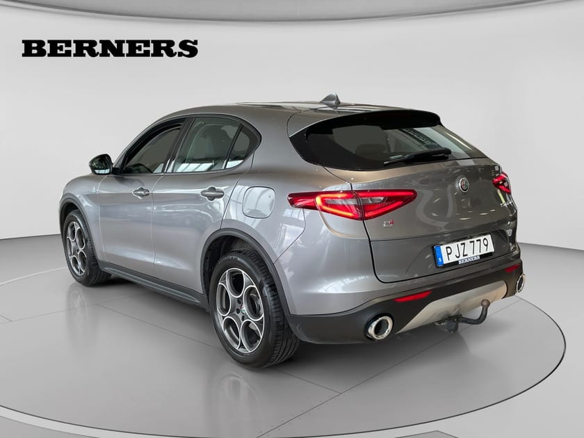 Bild 3 av Alfa Romeo Stelvio