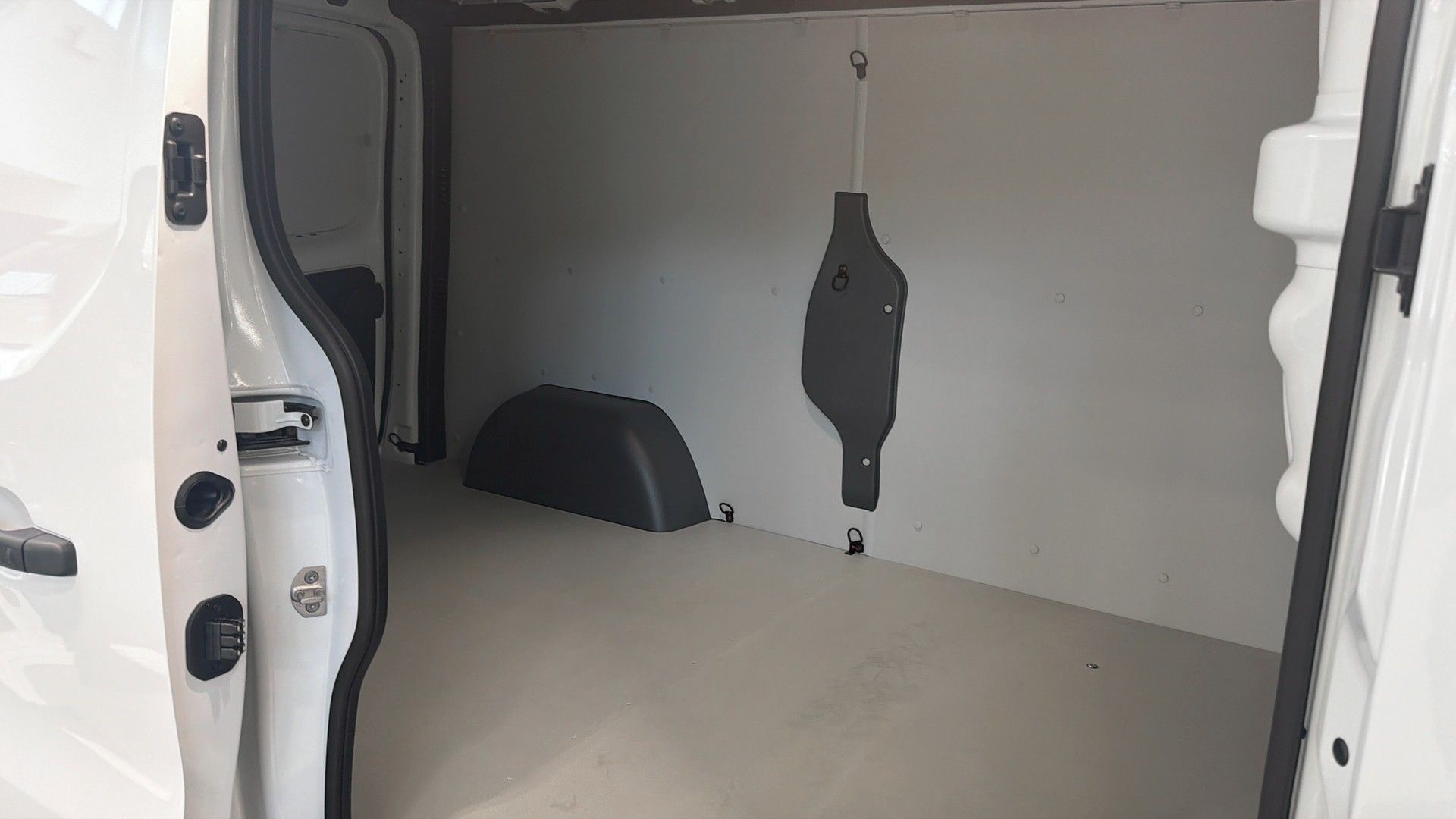 Renault Trafic 2027, bild 5/9